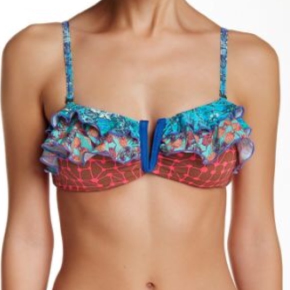 Maaji Other - Maaji Reversible Ruffle Bikini Top